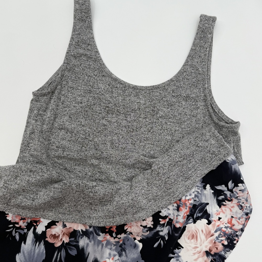 Le Lis Tank Top‎ Womens Medium Gray Floral Contrast Sleeveless Made In USA